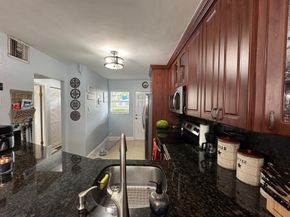 1770 NE 191st St 1121, Miami FL 33179