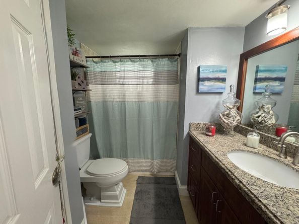 1770 NE 191st St 1121, Miami FL 33179