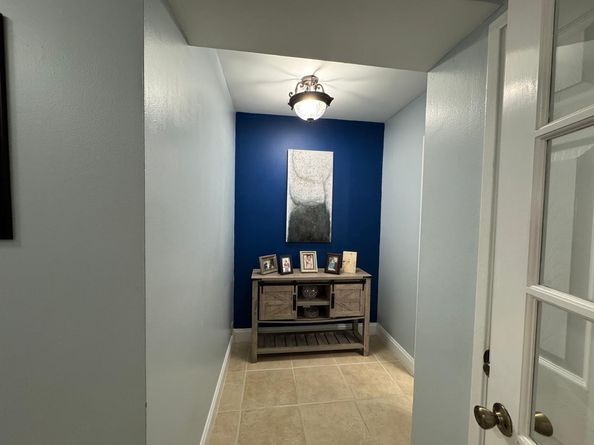 1770 NE 191st St 1121, Miami FL 33179