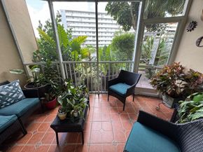 1770 NE 191st St 1121, Miami FL 33179