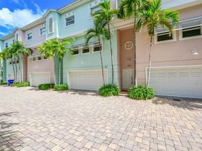 453 NE 1st St, Pompano Beach FL 33060