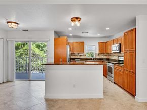 453 NE 1st St, Pompano Beach FL 33060