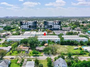 453 NE 1st St, Pompano Beach FL 33060