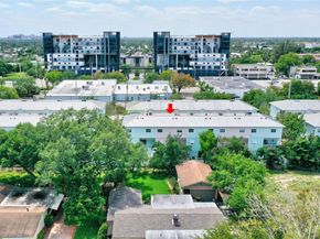 453 NE 1st St, Pompano Beach FL 33060