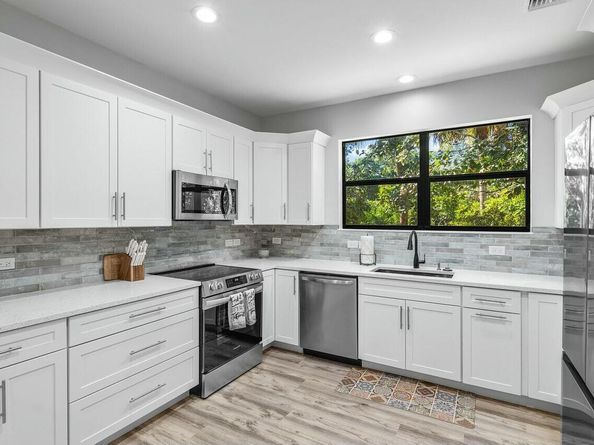 9266 Pinion Drive, Lake Worth FL 33467