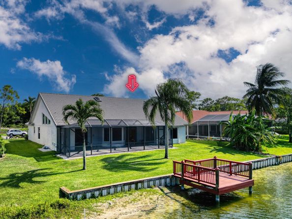6879 Lake Island Drive, Lake Worth FL 33467