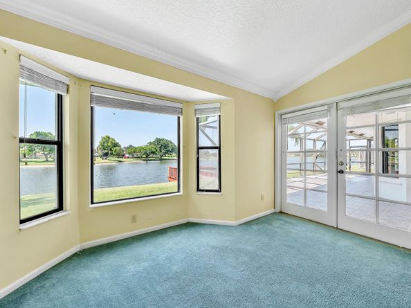 6879 Lake Island Drive, Lake Worth FL 33467