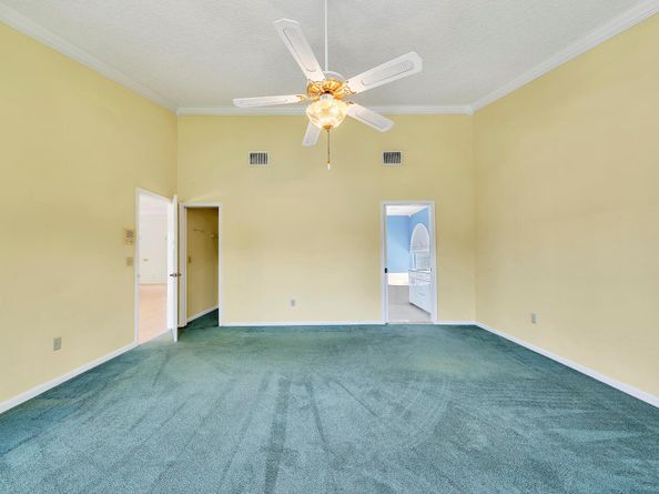 6879 Lake Island Drive, Lake Worth FL 33467