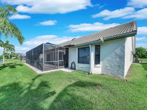 6879 Lake Island Drive, Lake Worth FL 33467