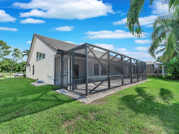 6879 Lake Island Drive, Lake Worth FL 33467
