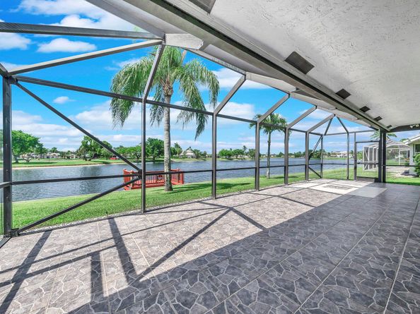 6879 Lake Island Drive, Lake Worth FL 33467