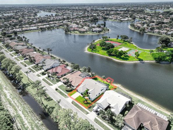 6879 Lake Island Drive, Lake Worth FL 33467