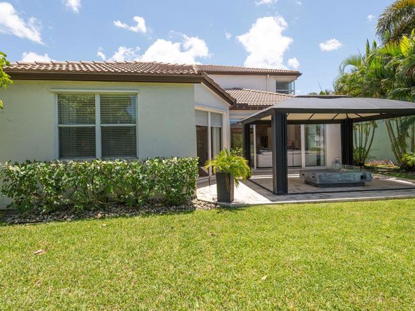 9079 Alexandra Circle, Wellington FL 33414