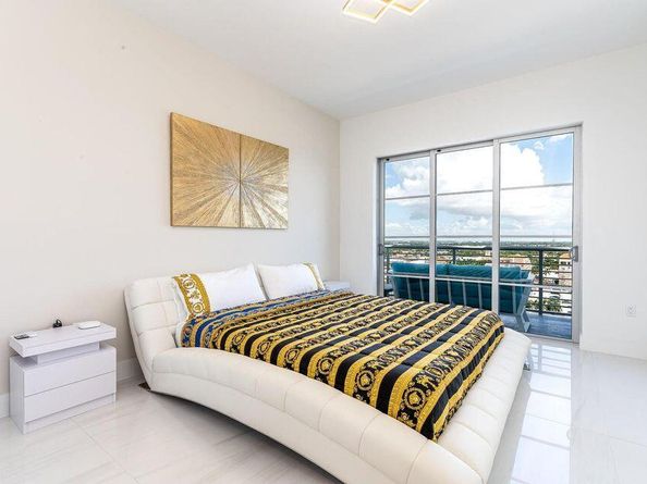 155 E Boca Raton Road Ph3, Boca Raton FL 33432