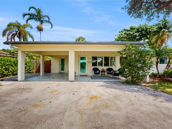 381 SE 6th Ct