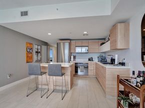 16385 Biscayne Blvd 1518, North Miami Beach FL 33160