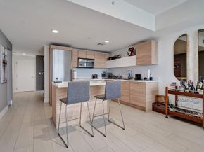 16385 Biscayne Blvd 1518, North Miami Beach FL 33160