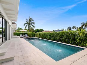925 Allamanda Drive, Delray Beach FL 33483