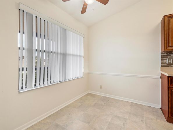 4698 Lucerne Lakes Boulevard E 202, Lake Worth FL 33467