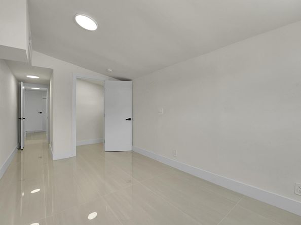 928 Market Street, West Palm Beach FL 33401