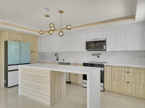 928 Market Street, West Palm Beach FL 33401