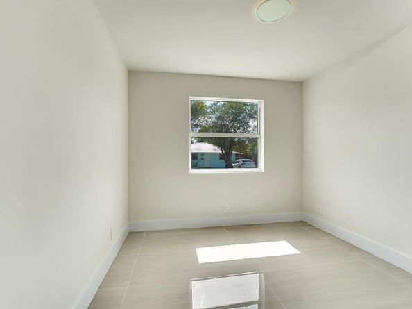 928 Market Street, West Palm Beach FL 33401