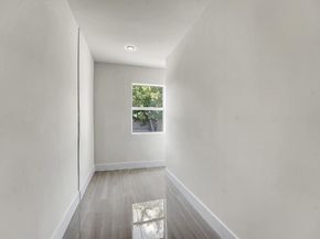 928 Market Street, West Palm Beach FL 33401