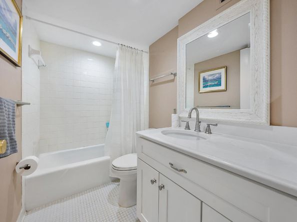 145 S Ocean Avenue 220, Singer Island FL 33404