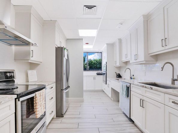 145 S Ocean Avenue 220, Singer Island FL 33404