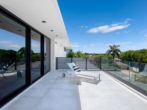 1721 SE 11th St, Fort Lauderdale FL 33316