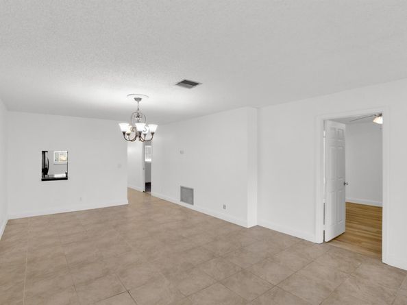 2638 Gately Drive E 16, West Palm Beach FL 33415