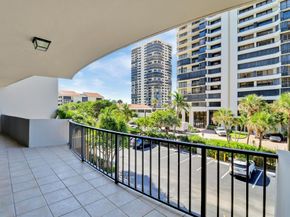 4200 N Ocean Drive 2204, Singer Island FL 33404