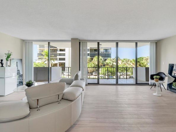 4200 N Ocean Drive 2204, Singer Island FL 33404