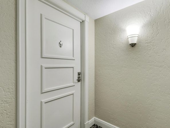 4200 N Ocean Drive 2204, Singer Island FL 33404