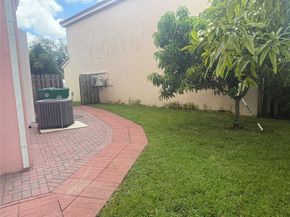 4273 SW 84 Terrace, Davie FL 33326