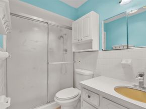 28 SE 8th Ave, Deerfield Beach FL 33441