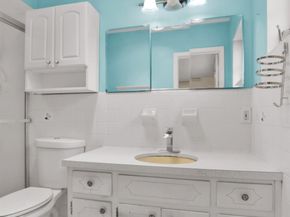 28 SE 8th Ave, Deerfield Beach FL 33441