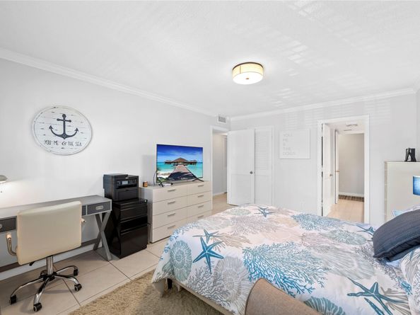 3000 NE 48th St 106, Fort Lauderdale FL 33308