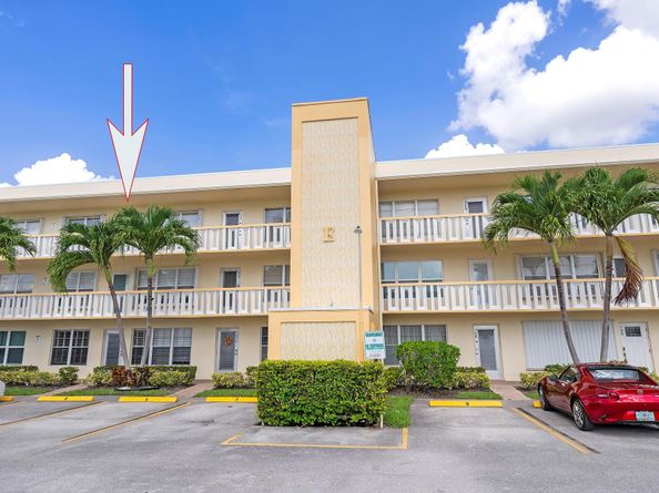 306 Wellington E, West Palm Beach FL 33417