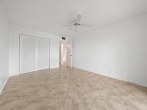 306 Wellington E, West Palm Beach FL 33417