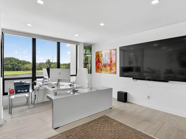 7768 Lakeside Boulevard 526, Boca Raton FL 33434