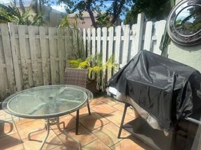 795 Crystal Lake Dr 795, Deerfield Beach FL 33064