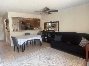 795 Crystal Lake Dr 795, Deerfield Beach FL 33064