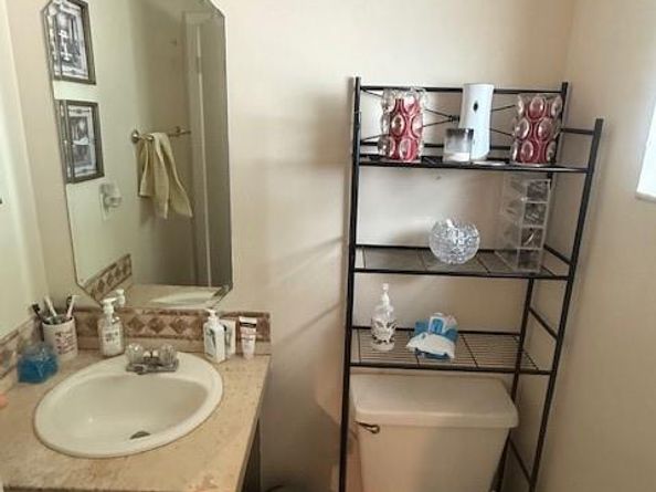 795 Crystal Lake Dr 795, Deerfield Beach FL 33064