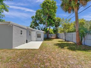 421 NW 39th Ave, Lauderhill FL 33311
