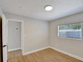 421 NW 39th Ave, Lauderhill FL 33311