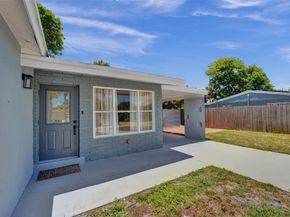 421 NW 39th Ave, Lauderhill FL 33311