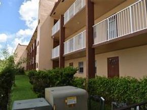 9001 Sunrise Lakes Blvd 201, Sunrise FL 33322