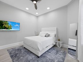 10253 Shireoaks Lane, Boca Raton FL 33498