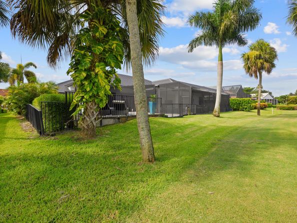 10253 Shireoaks Lane, Boca Raton FL 33498